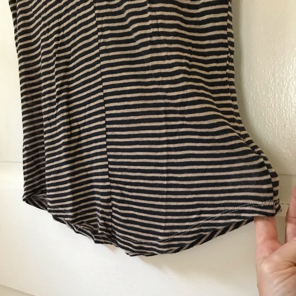 Paige Hadley striped v-neck soft t-shirt - Picture 10 of 10